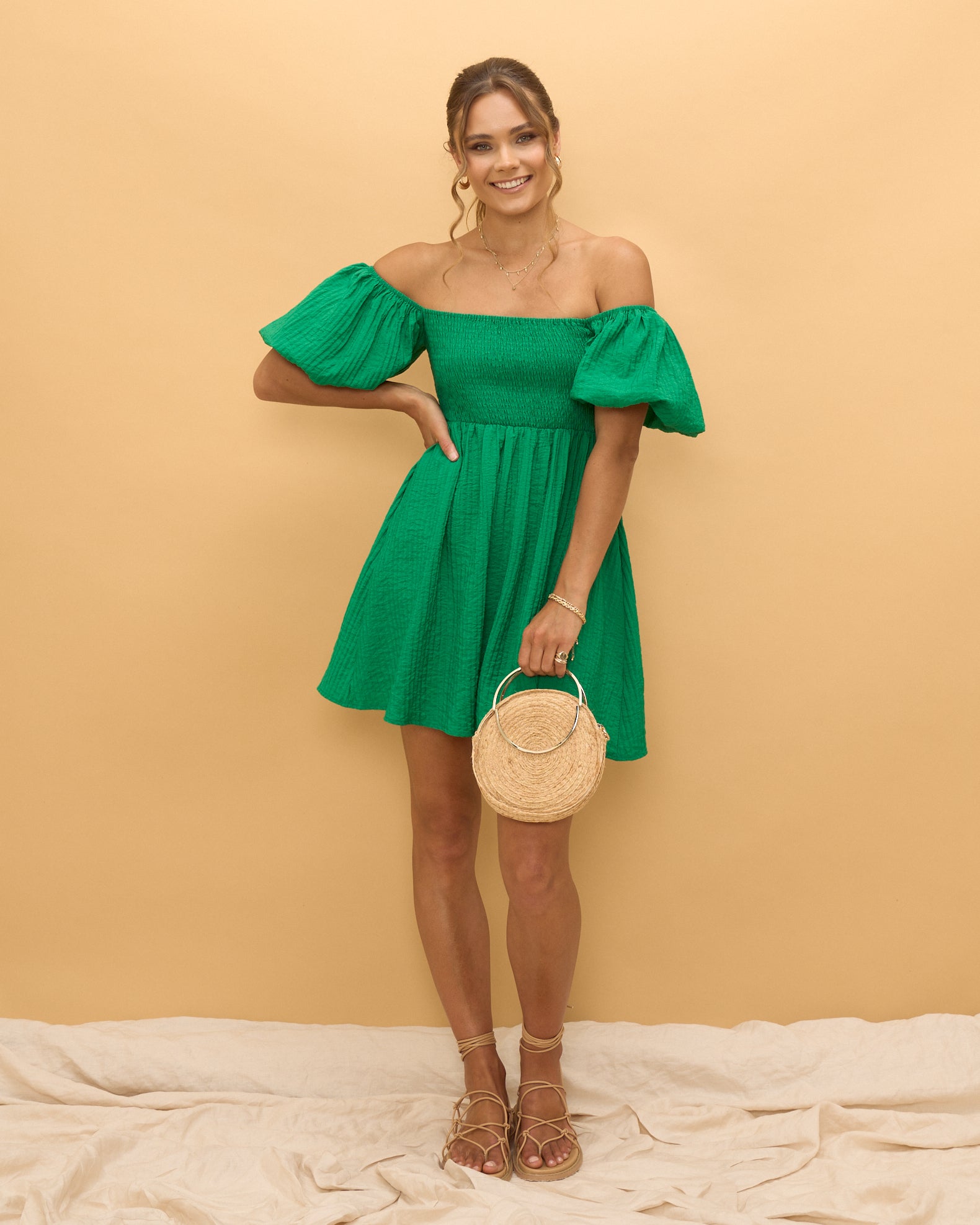 Green puff sleeve outlet dress