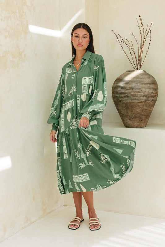 Verda Green Tropical Long Sleeve Midi Dress